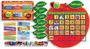 Apple Photo Calendar Bulletin Board Set